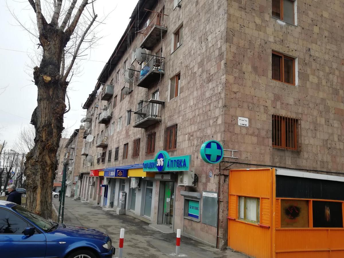 Cozy Apartment Near To The Metro H Kochar 19 Jereván Kültér fotó